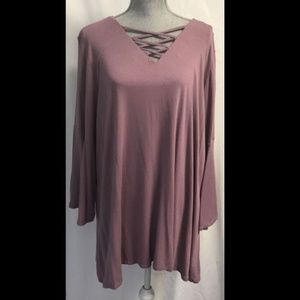 Bobeau Bell Sleeve Stretch Blouse Size 26/28